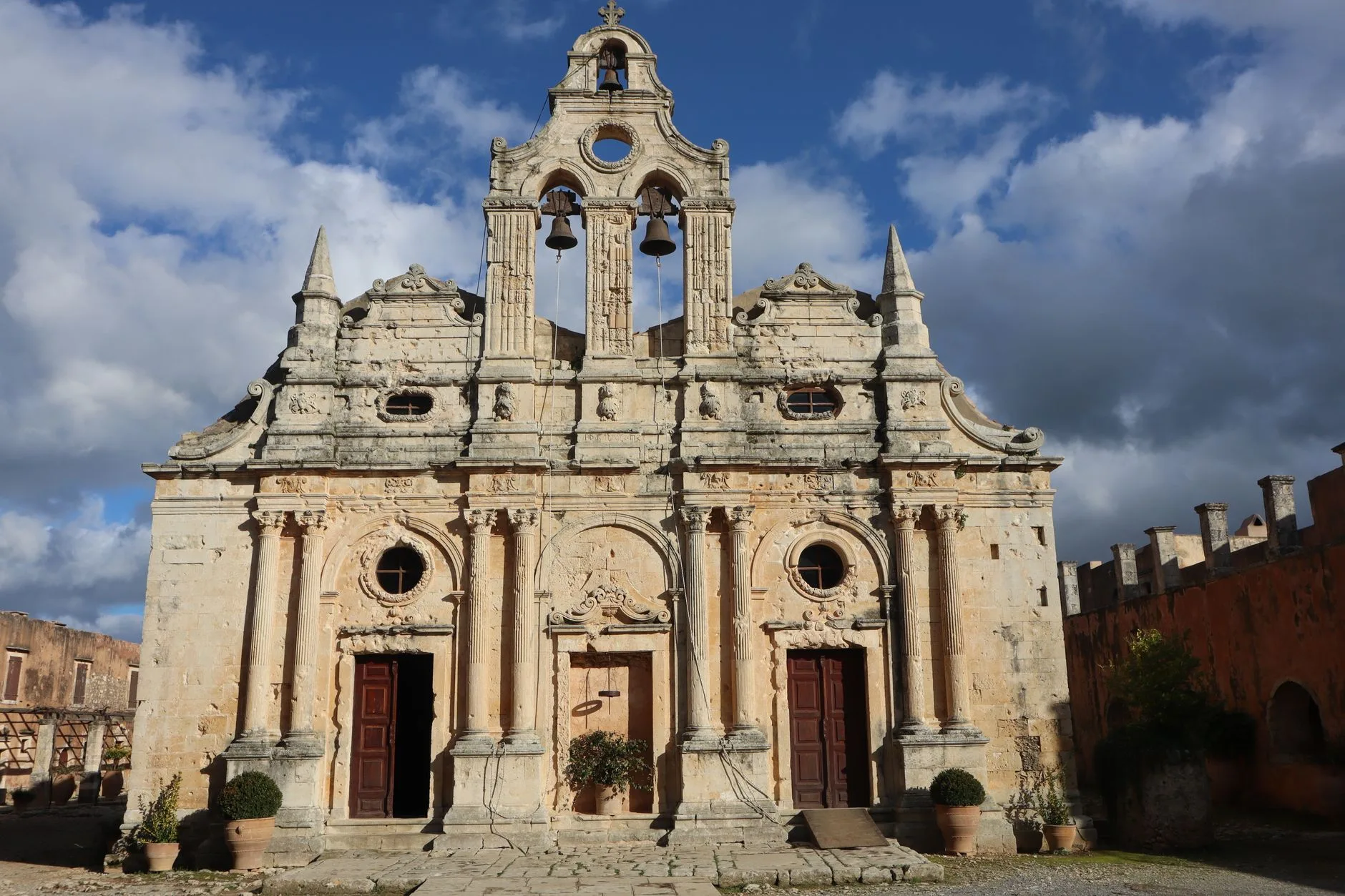 ️ Le monastère d'Arkadi : le sanctuaire de la résistance crétoise